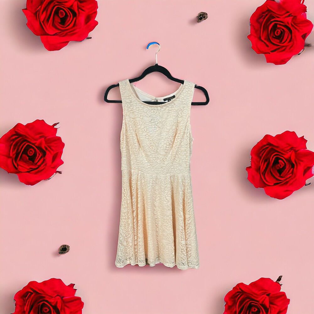 CITY TRIANGLES Blush Rose Sleeveless Dress with Lace Overlay Med Juniors Y2K-NEW